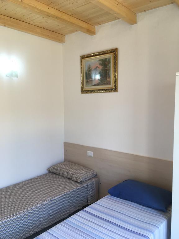 Appartamenti Marilu La Caletta Εξωτερικό φωτογραφία